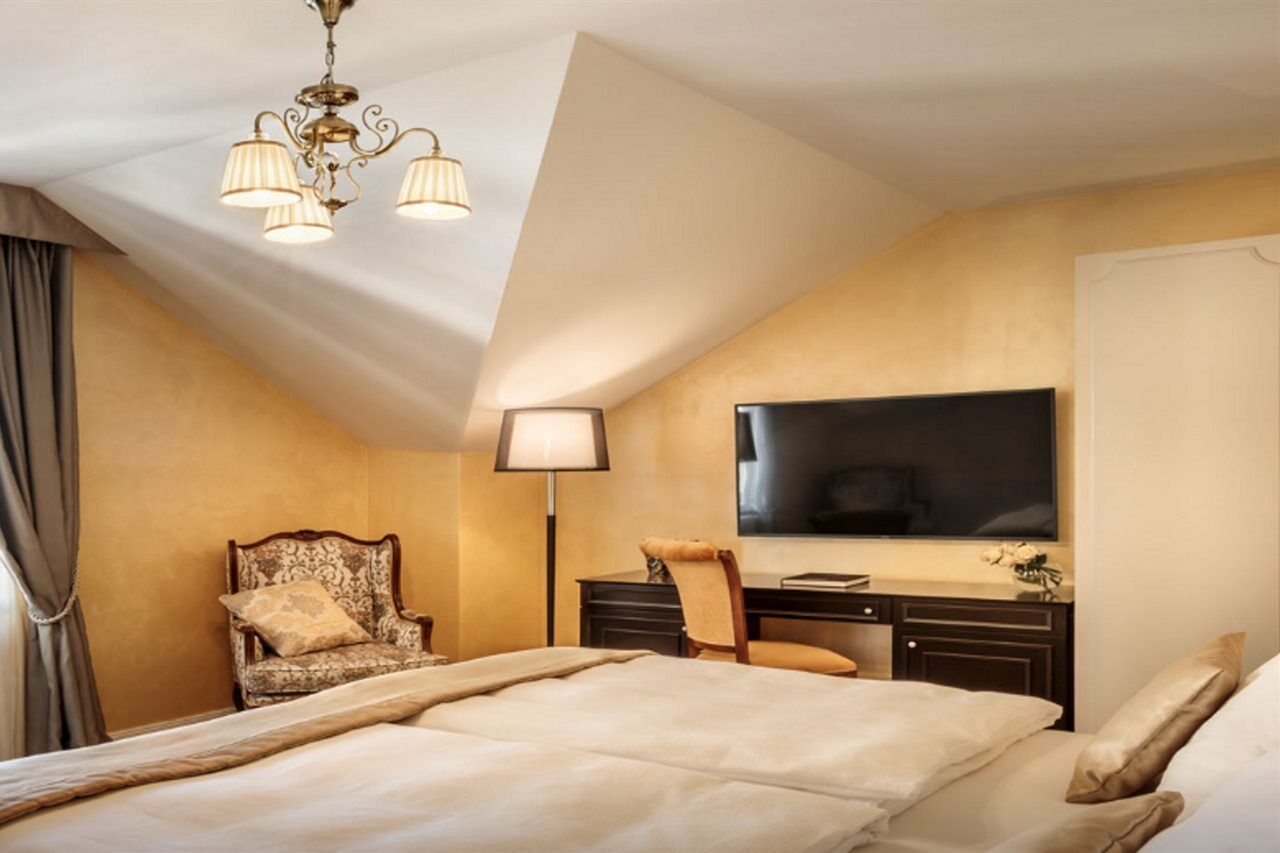 - Liburnia 4* Opatija